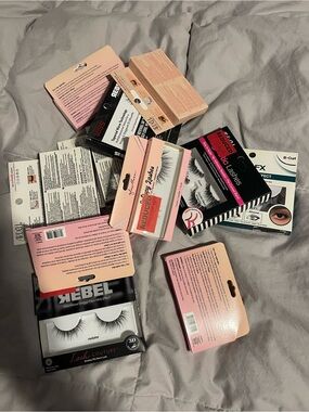 Assorted False Eyelashes - Black Lashes Lot